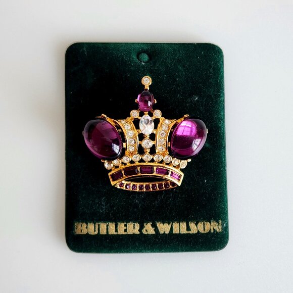 BUTLER AND WILSON 1996  SIGNED VINTAGE CROWN BROOCH - Picture 2 of 8